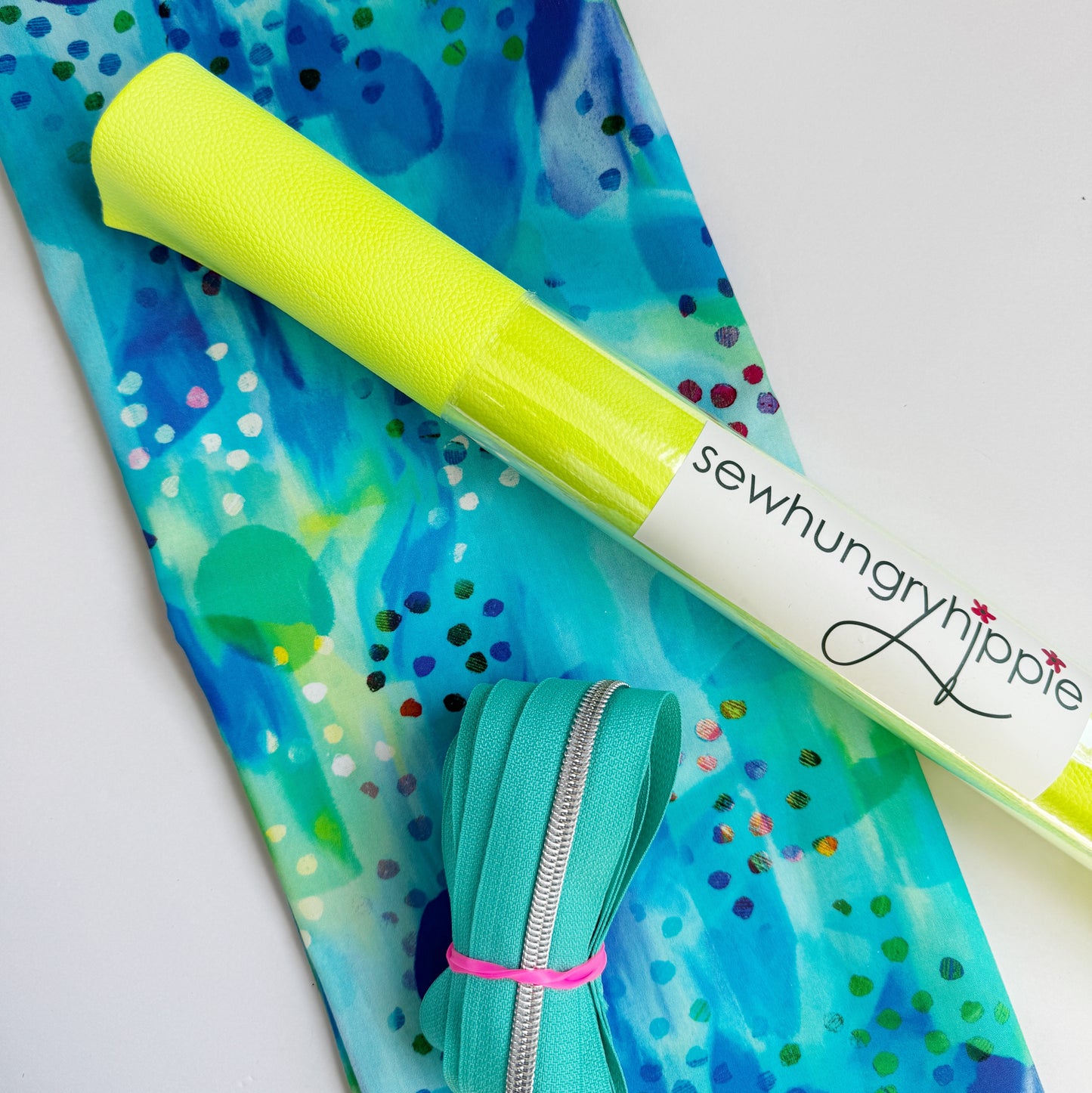 Friday Matchup Bundle Neon Vinyl / zipper / Fabric