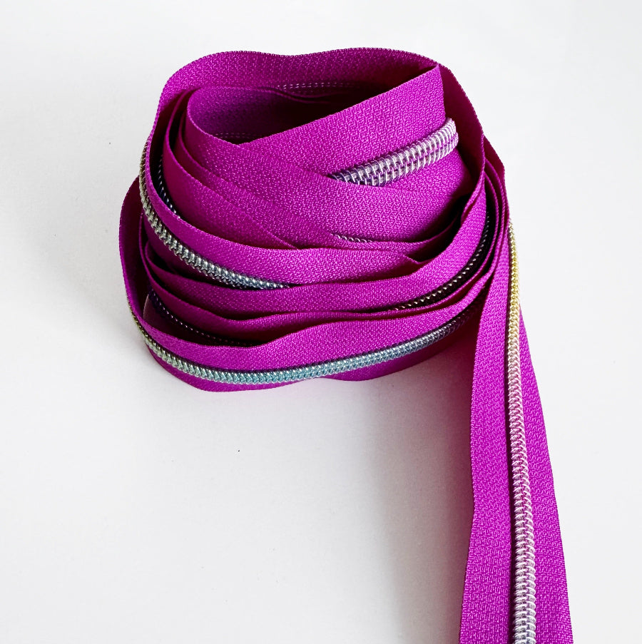 Fuchsia Woven Zipper Tape | #5 Nylon | Rainbow Teeth
