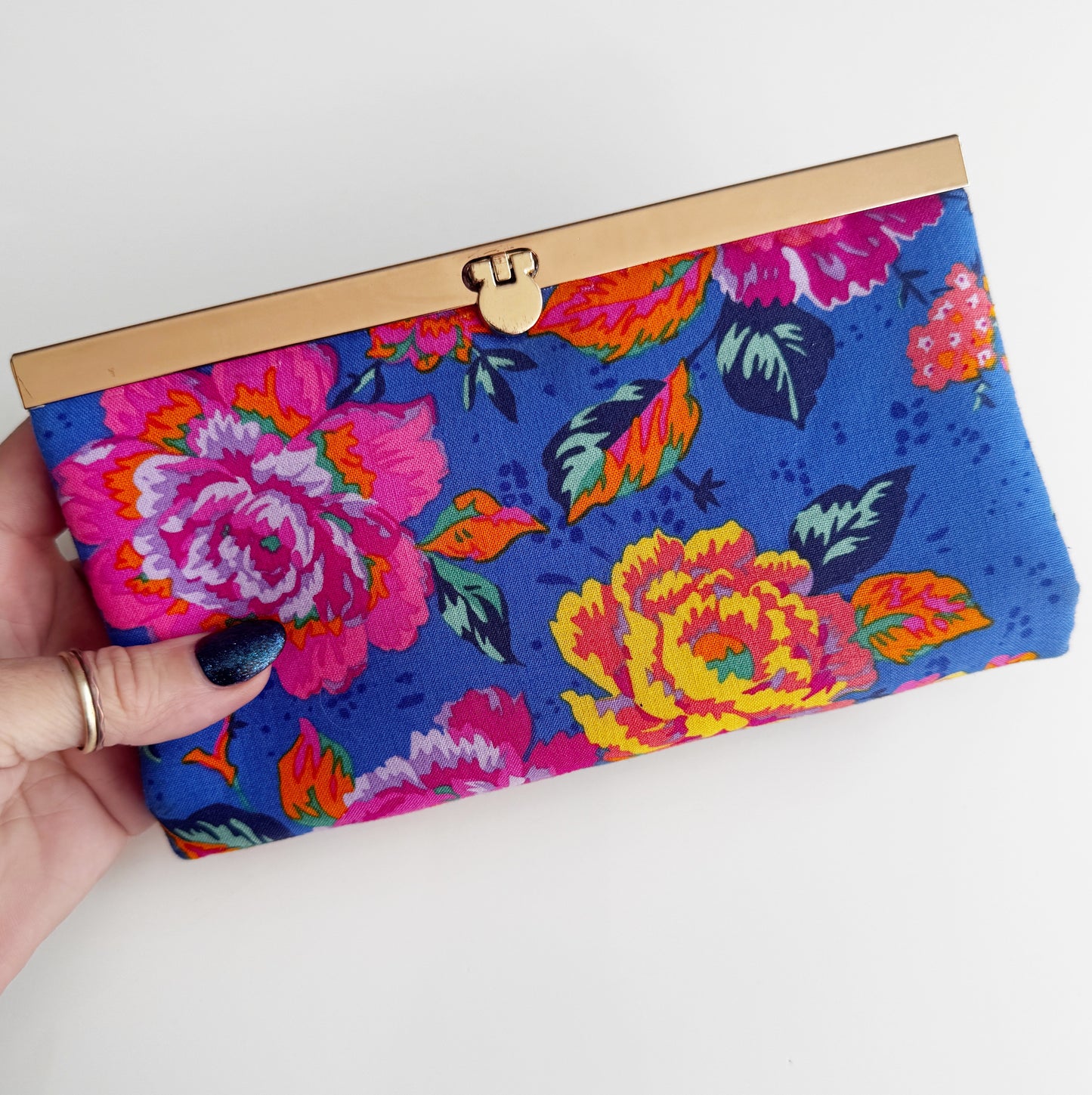 Wonder Wallet Kit / J Paganelli Fabric set / Rainbow Frame