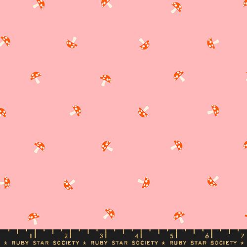Tiny Mushrooms Caraousel per yard blush