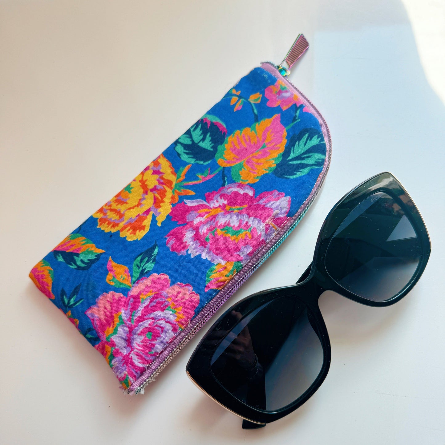 ACS_2060 Sunglasses with floral case