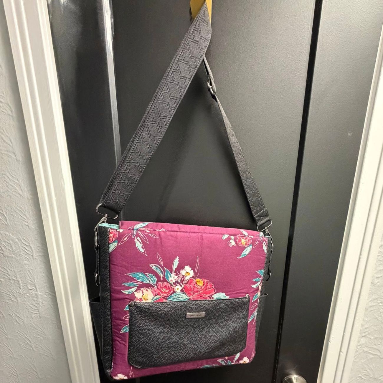 Black jacquard woven webbing with textured detail