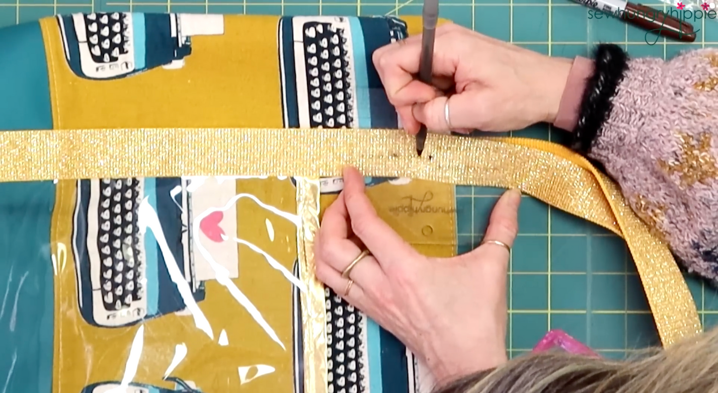 Corners Curves & Rivets template