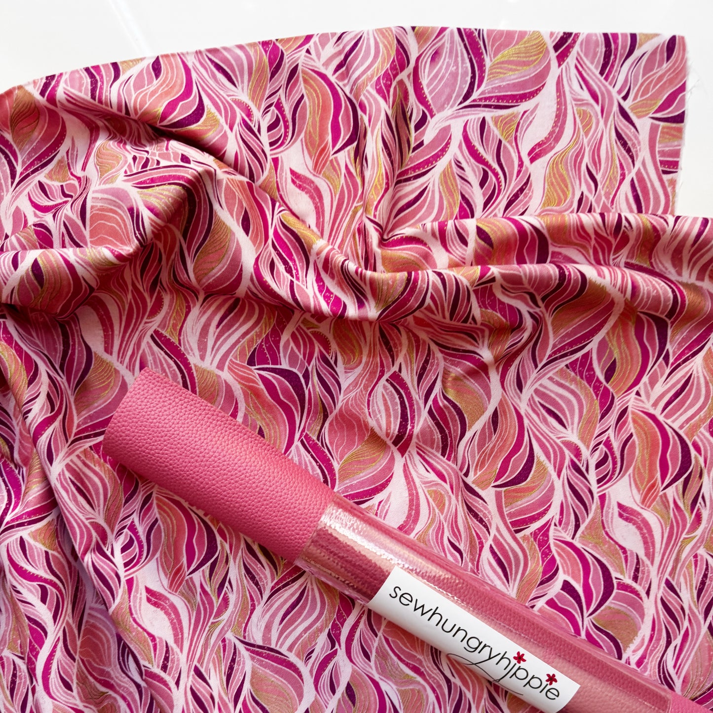 Friday bundle 3 Waves Pink & Gold RV$40