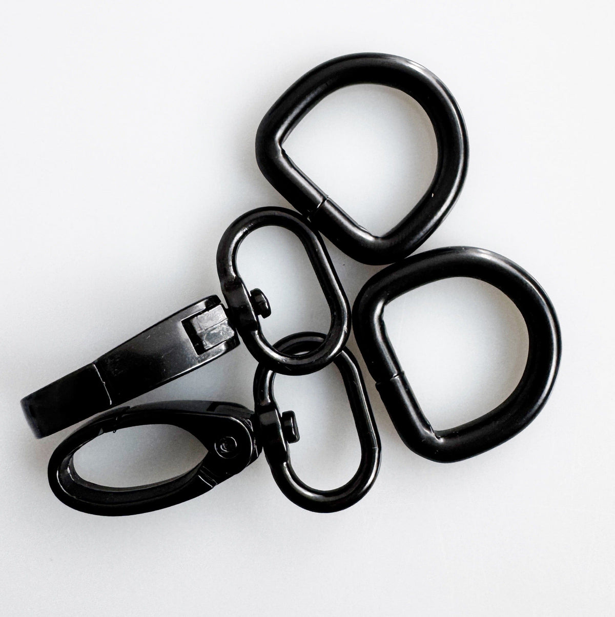 Black metal hardware set