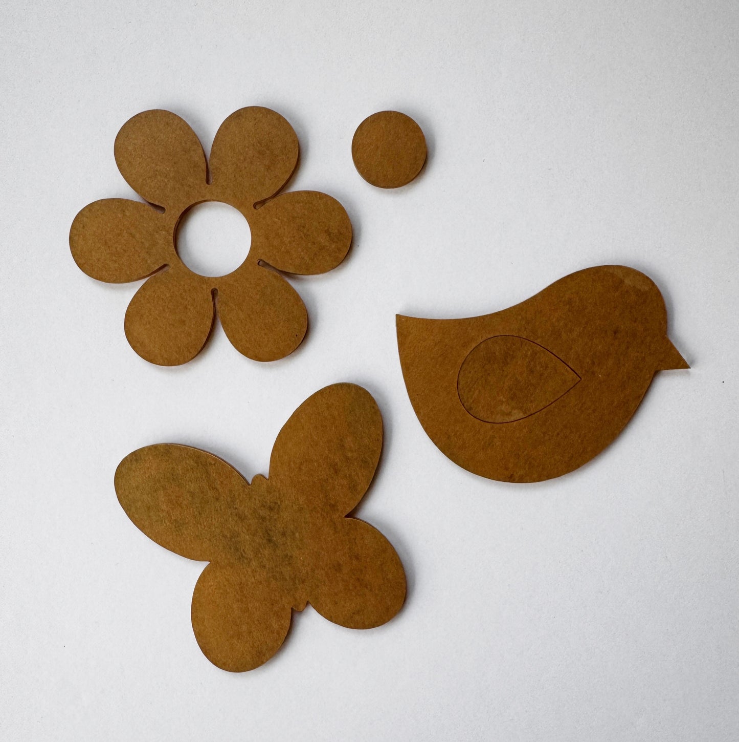 Wooden flower, butterfly, bird and circle cutouts (F57F7B9F)