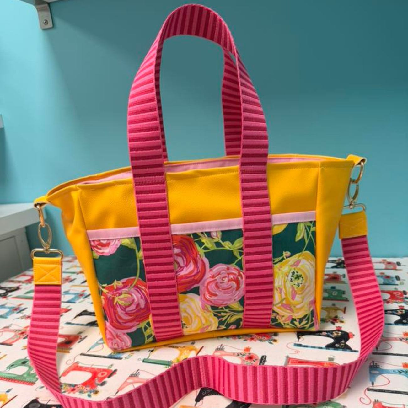 Joni Bag DIY canvas tote project finished bag example