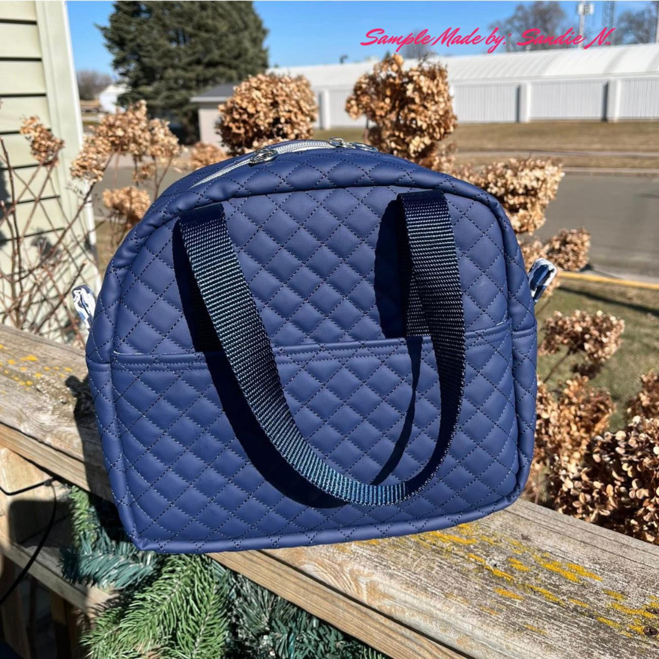 Jefferson bag in Quilted Vinyl Navy Blue