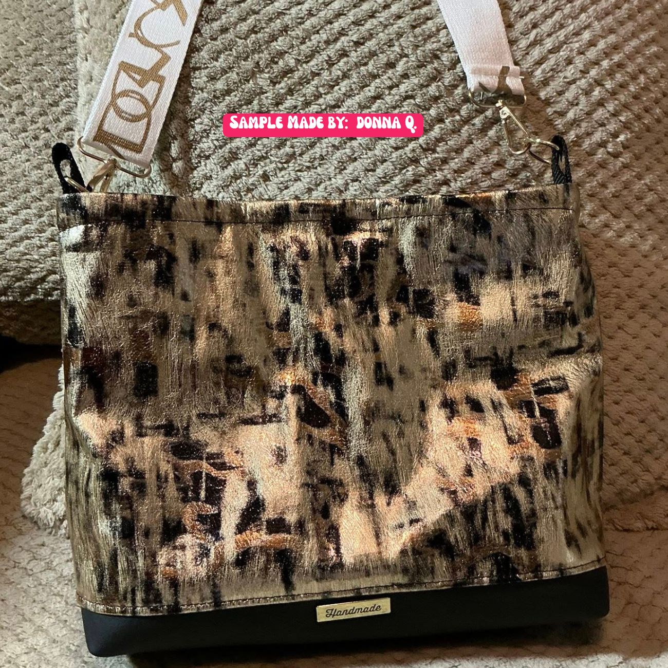 Elegant tote bag made from Soft_Vinyl_Gold_Leopard_Mix