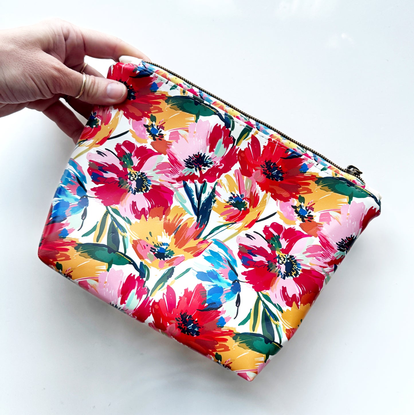 Floral print cosmetic bag sewing kit