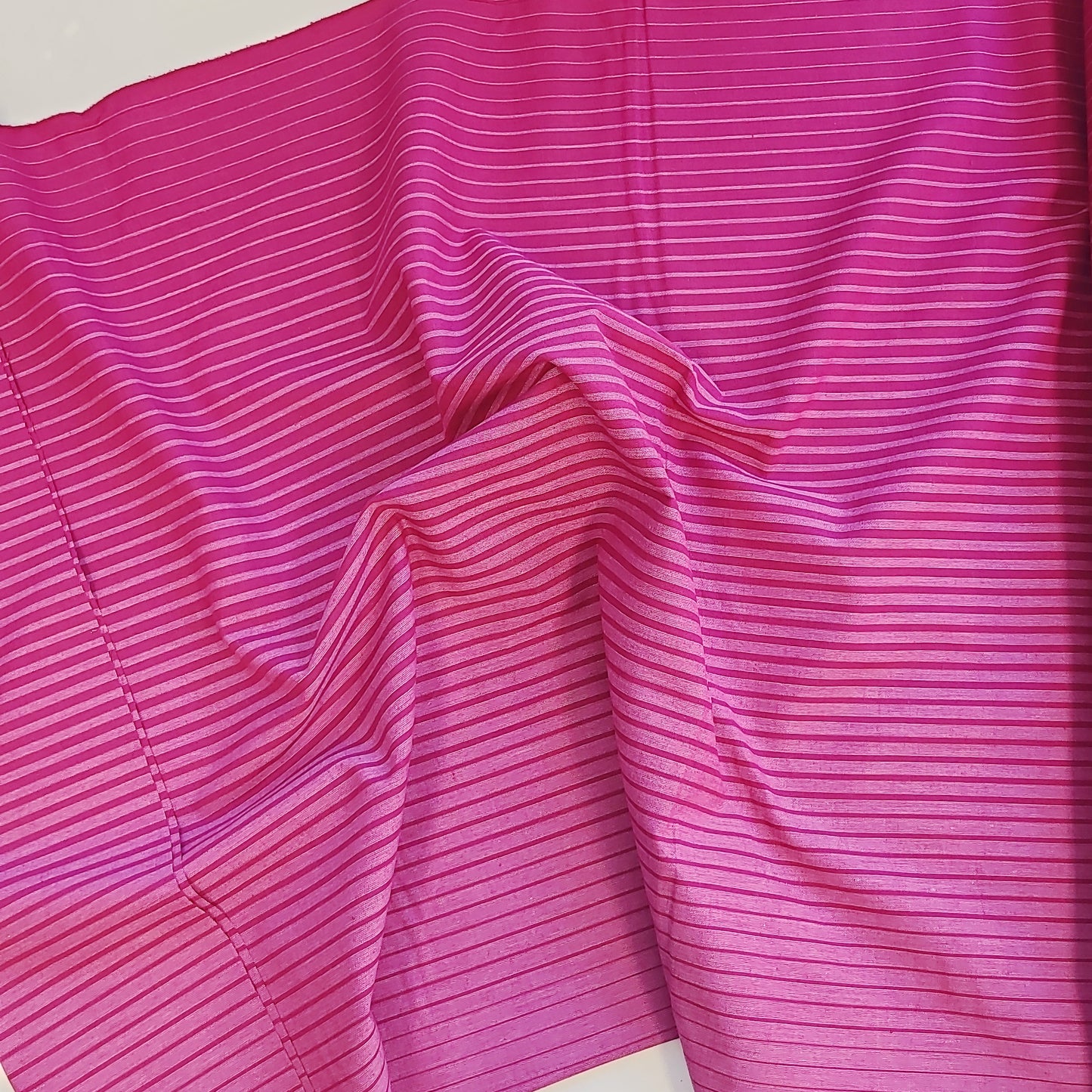 Moda Ombre Wovens Pink per yard