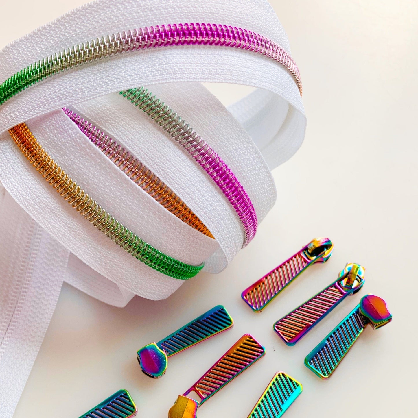ACS_1060 Rainbow Zipper Tape and Pulls