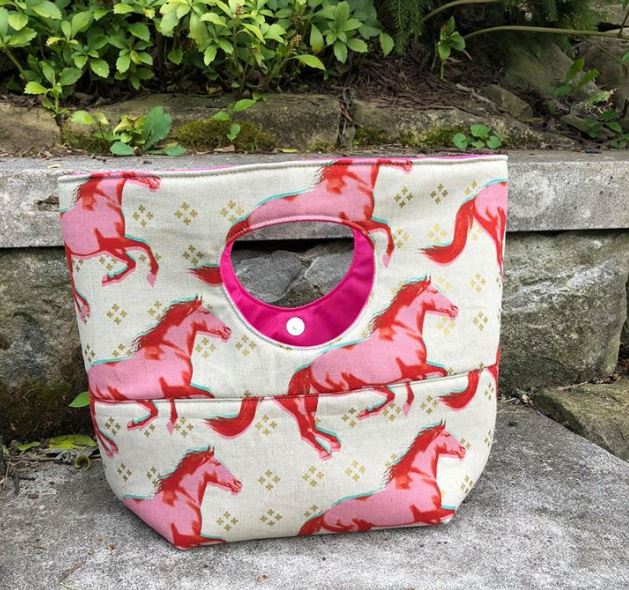 Britta horse print tote bag