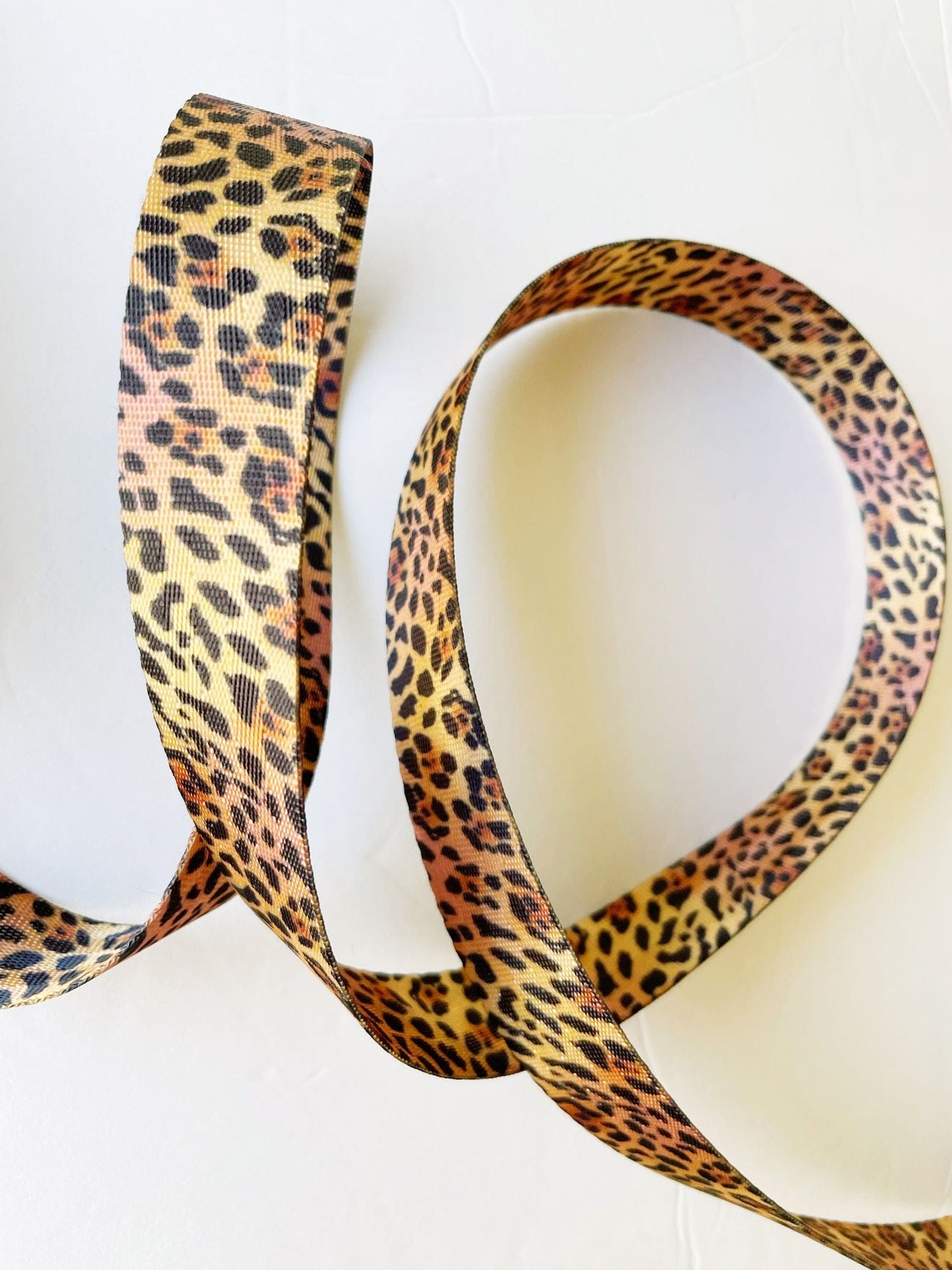 Leopard print seatbelt material