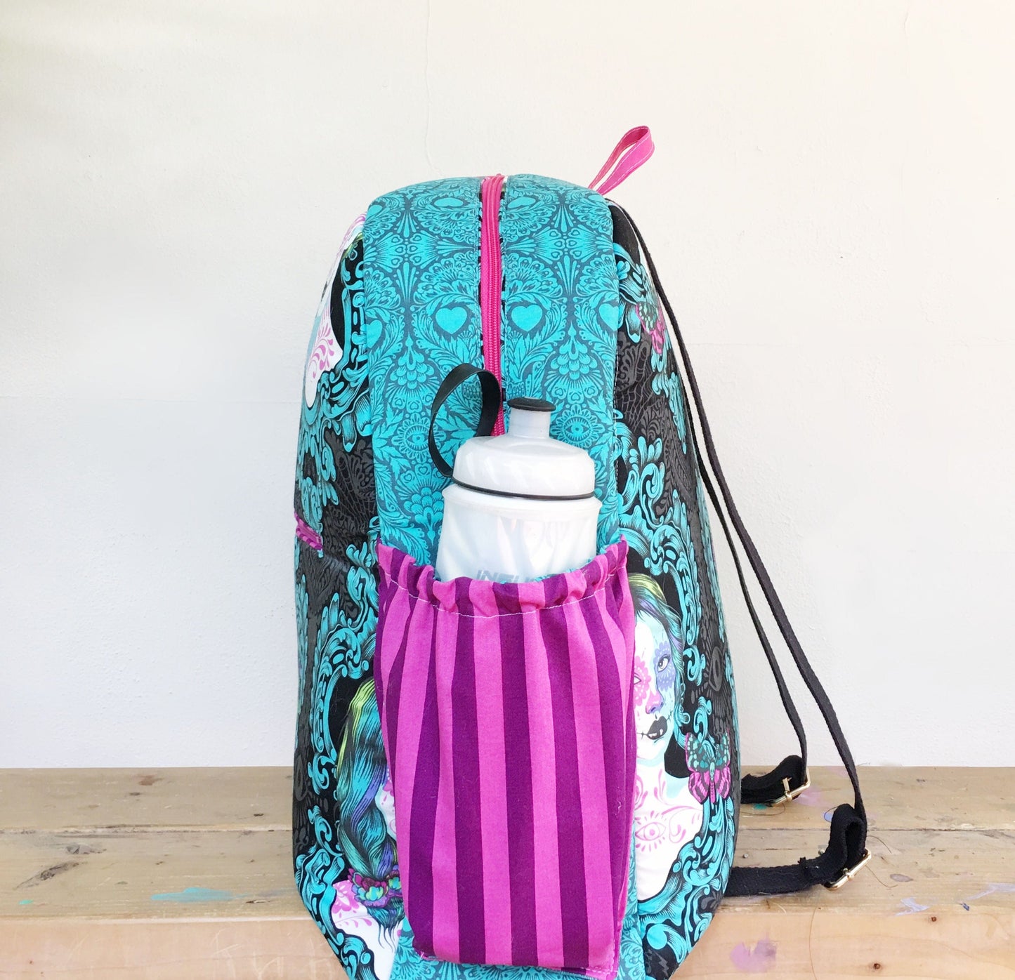 New backpack pattern with water bottle