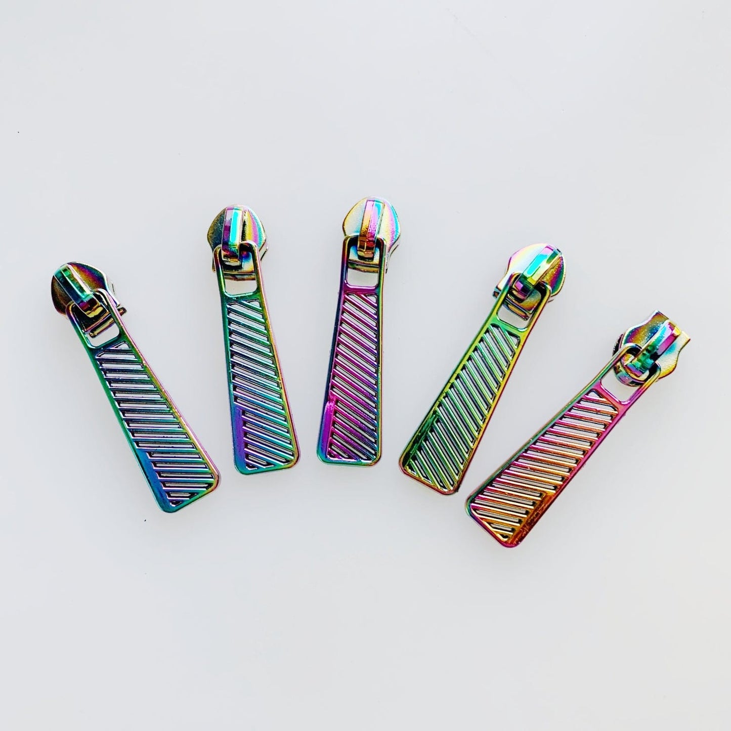 Rainbow zipper pulls for easy grip
