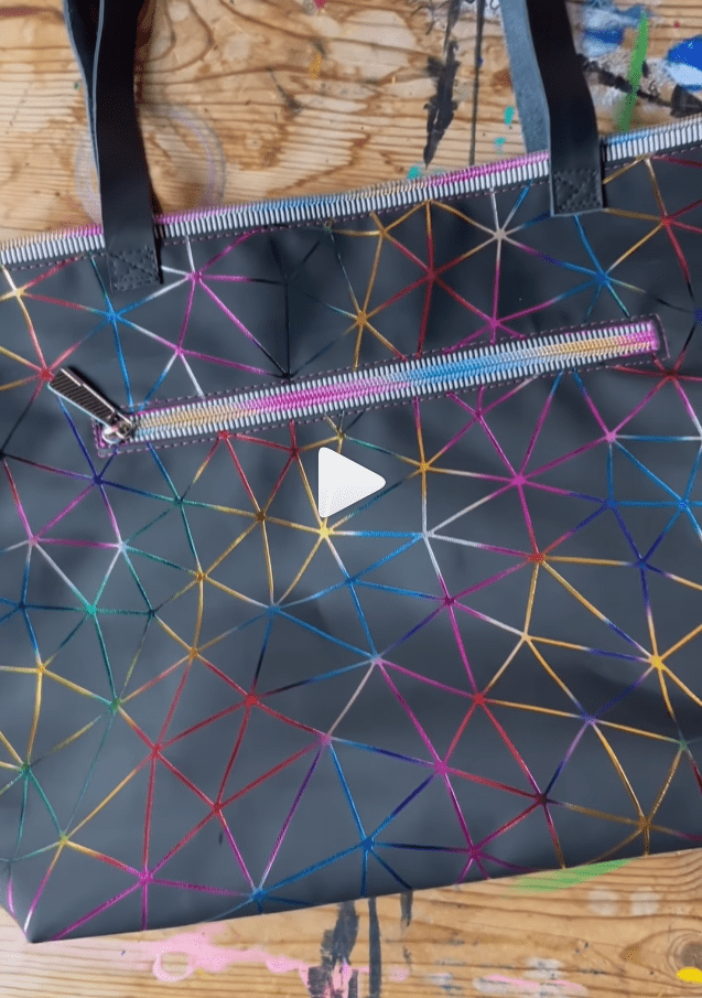 Santorini tote bag with geometric vinyl design