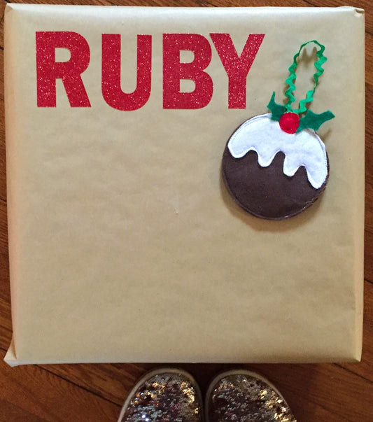 Easy DIY Felt Ornaments and gift toppers