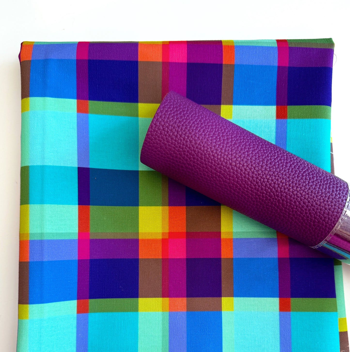 Weekly Vinyl & Fabric Matchup Bundle – Bag Making Craft Supplies May 27