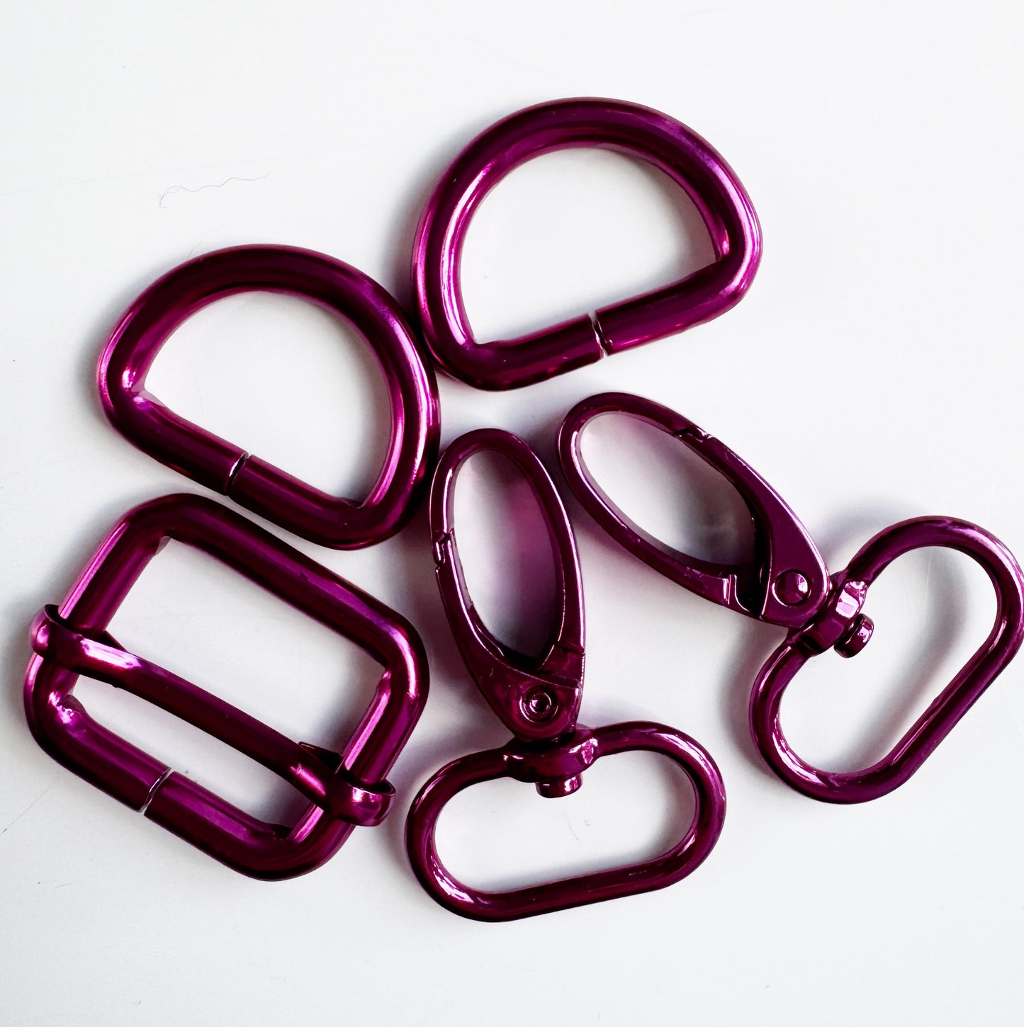 Sew Hungry Hippie 1 Inch Hardware Pack – Hot Pink