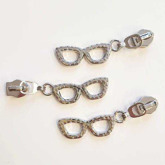 Hippie Specs Size 5 Zipper Pulls 3 pack Nickel