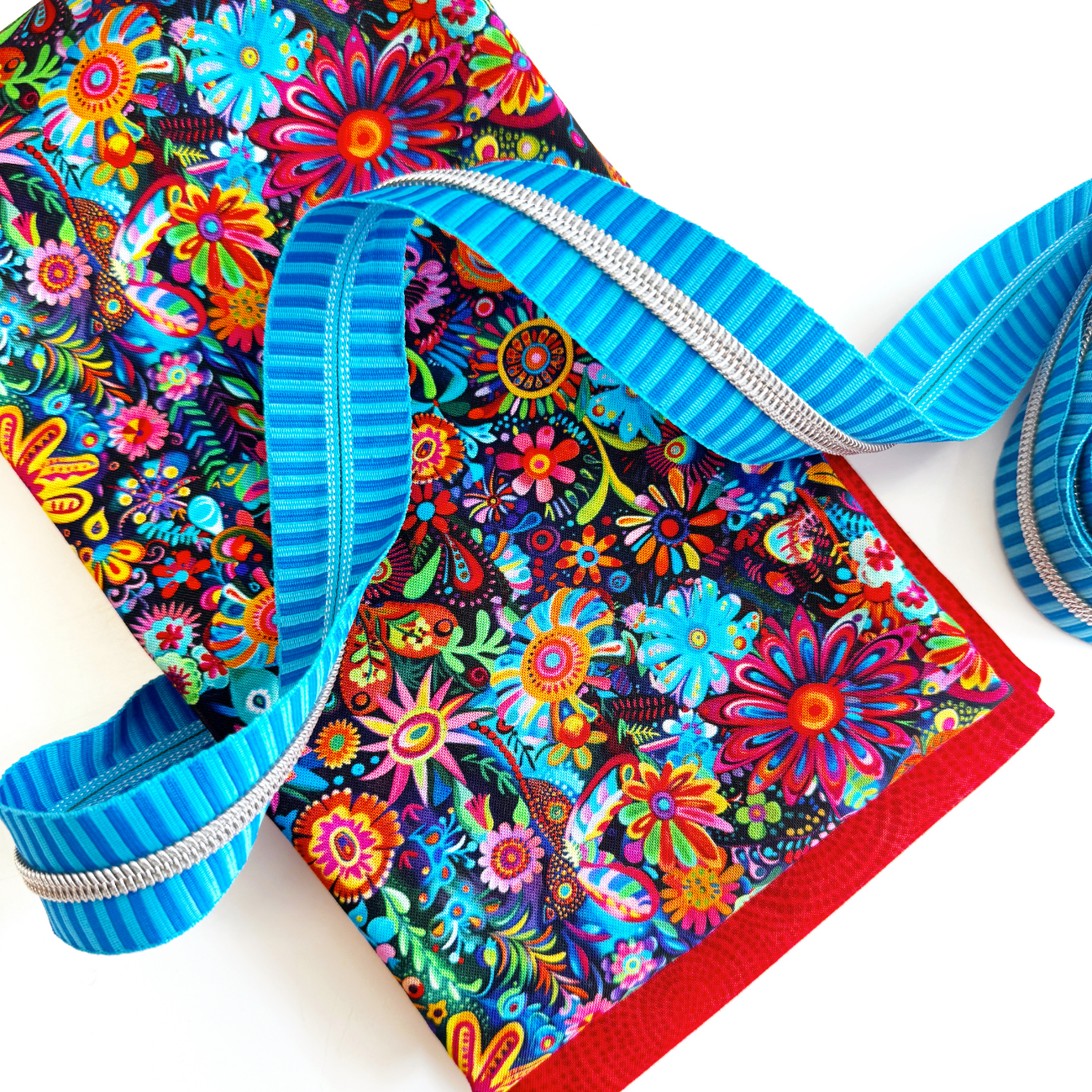 Art Floral Bright Bundle - 2 Yards Fabric & 3 Yards Zipper Tape