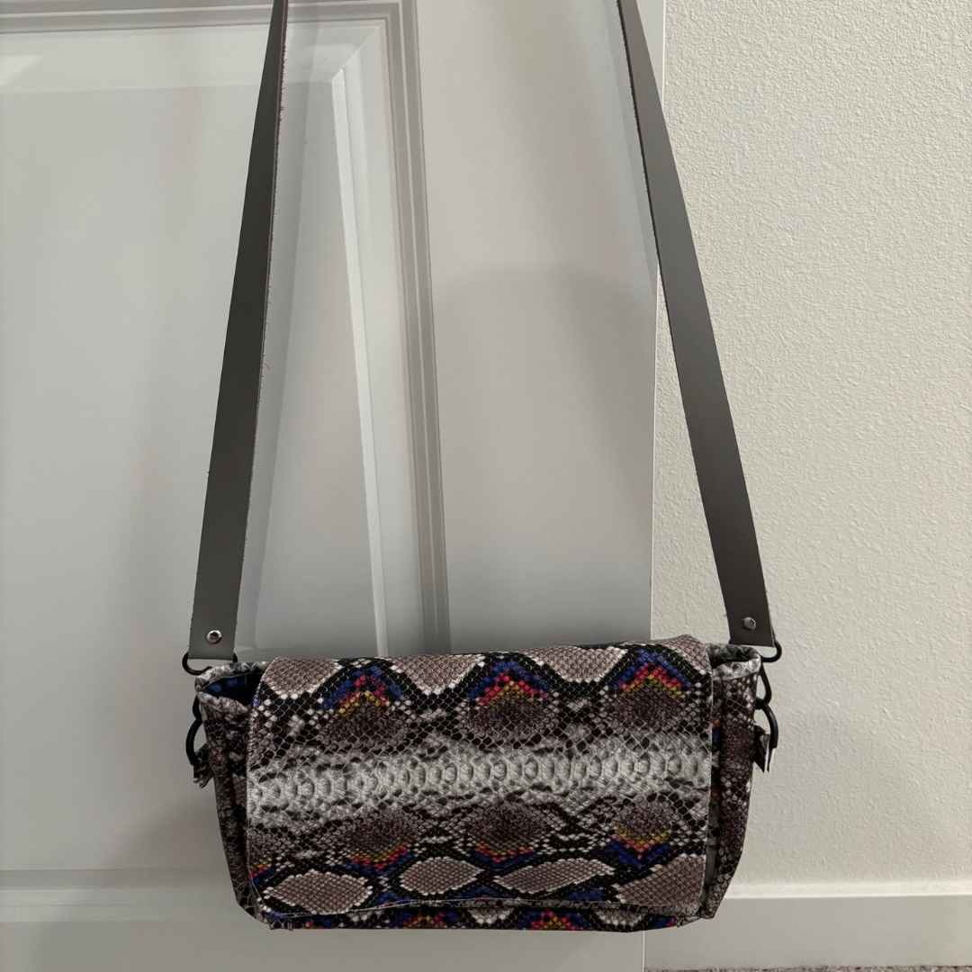 3-Piece Bag Making Bundle – Vinyl, Fabric Yard & Leather Strap