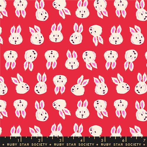 Hello Alice Rushing Rabbit per yard red