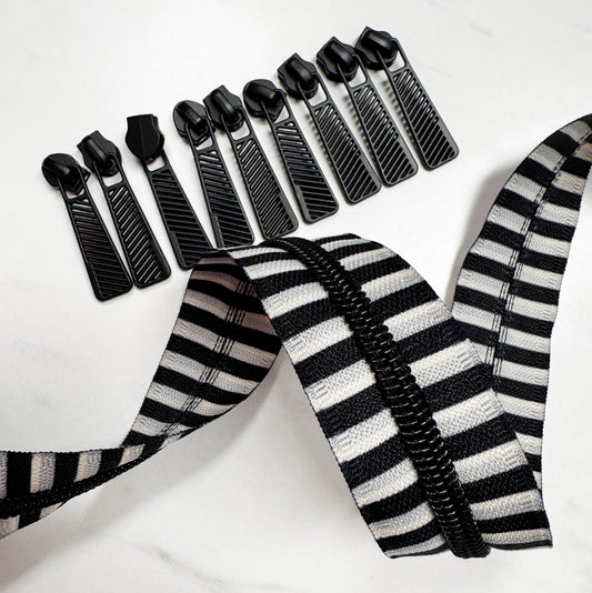 Black and White Bold Stripes 5mm Zipper Pack