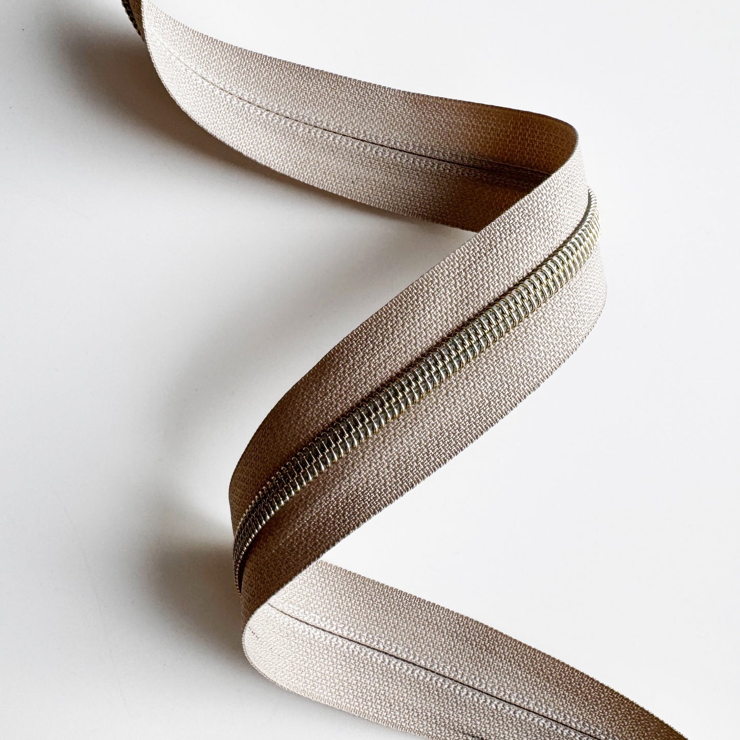 Beige Zipper Tape - #5 Nylon Continuous Zipper 3 Yards with Light Gold Teeth