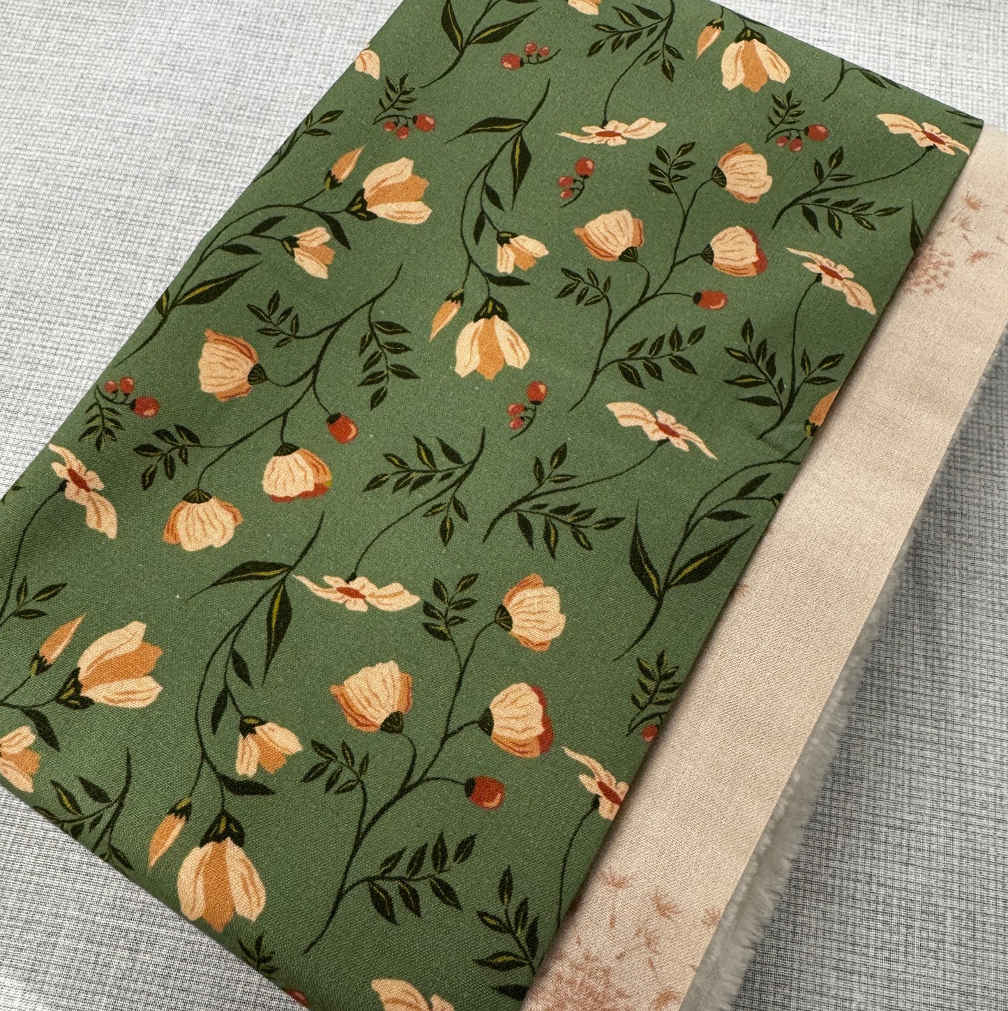 2 YD Bundle Windham Forest Floral