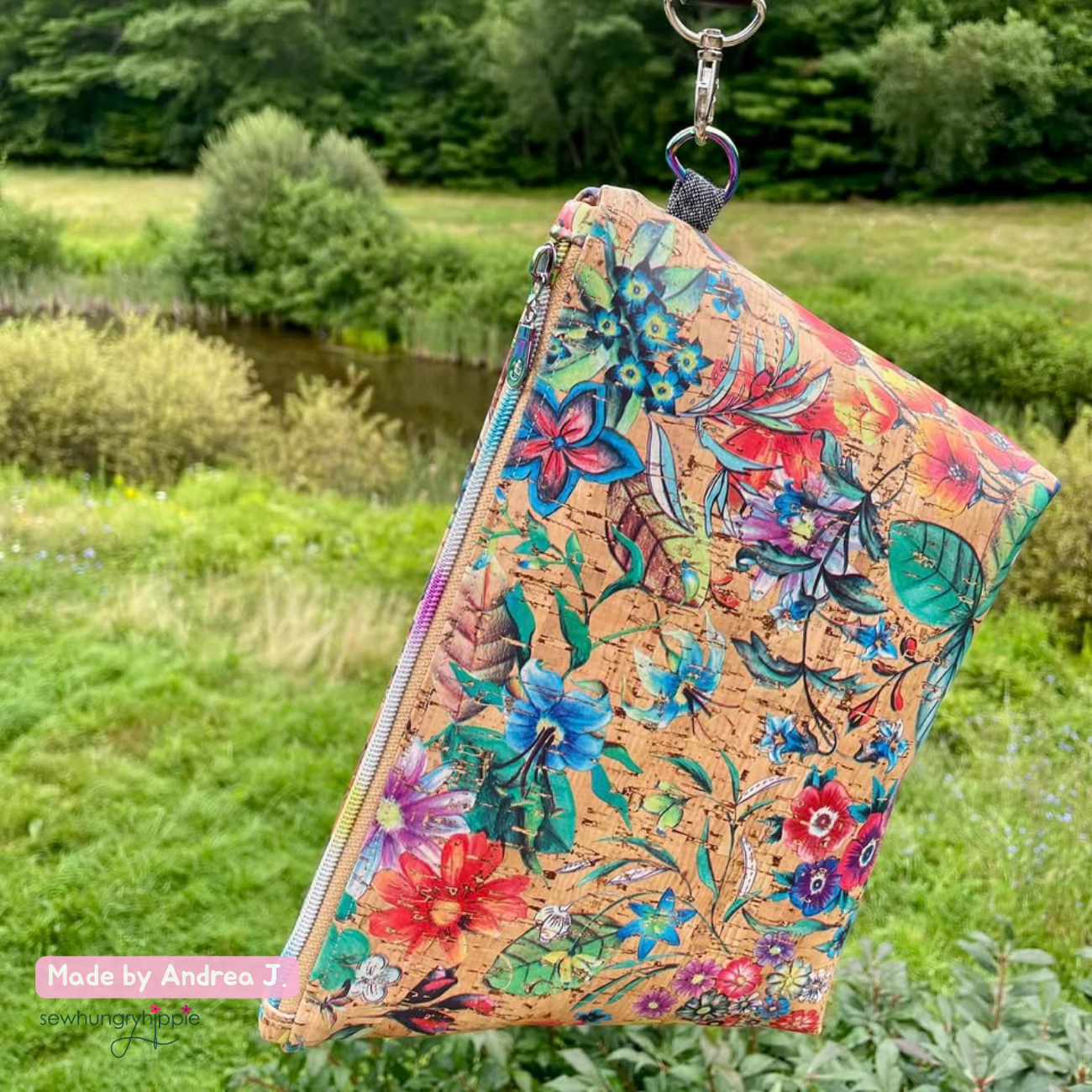 Easy Wrist Pouch PDF sewing pattern