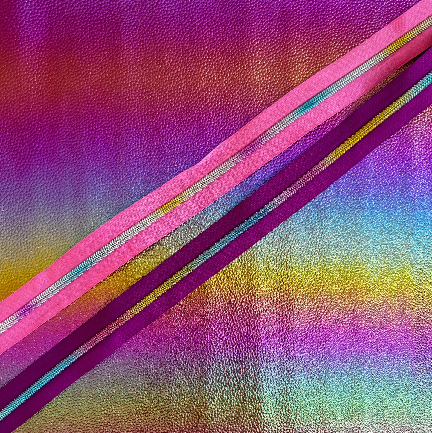 Moonglow Vinyl Magenta-Orange Shift