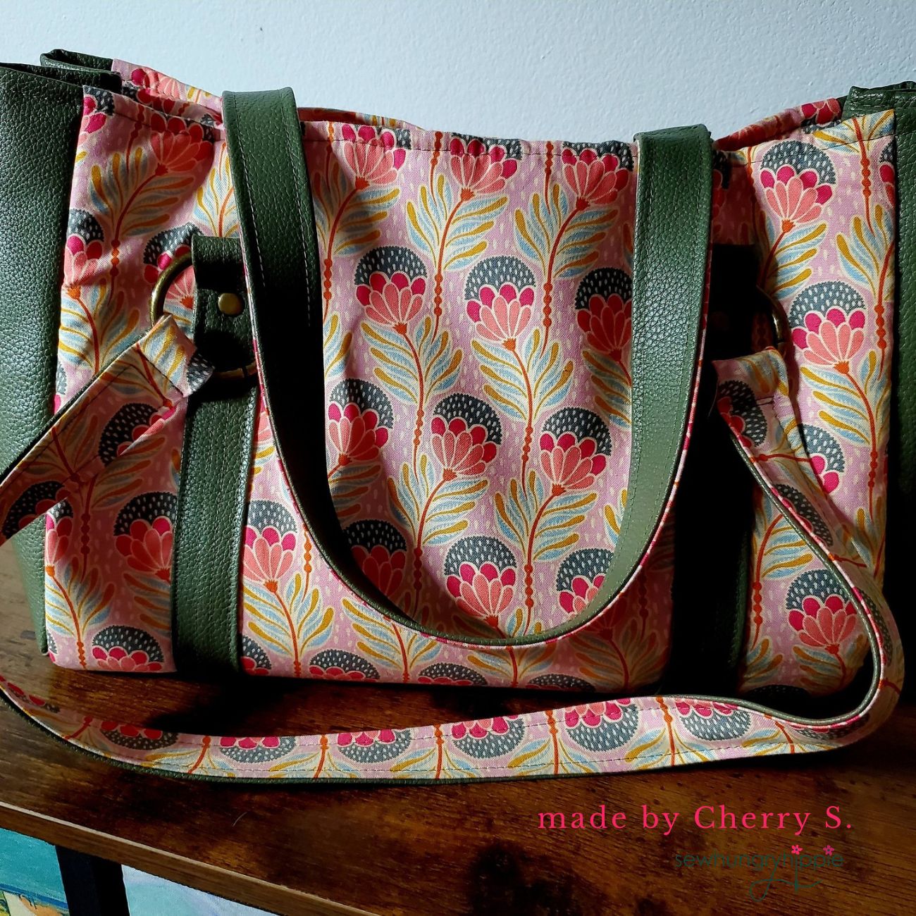 Happy Handbag sewing pattern