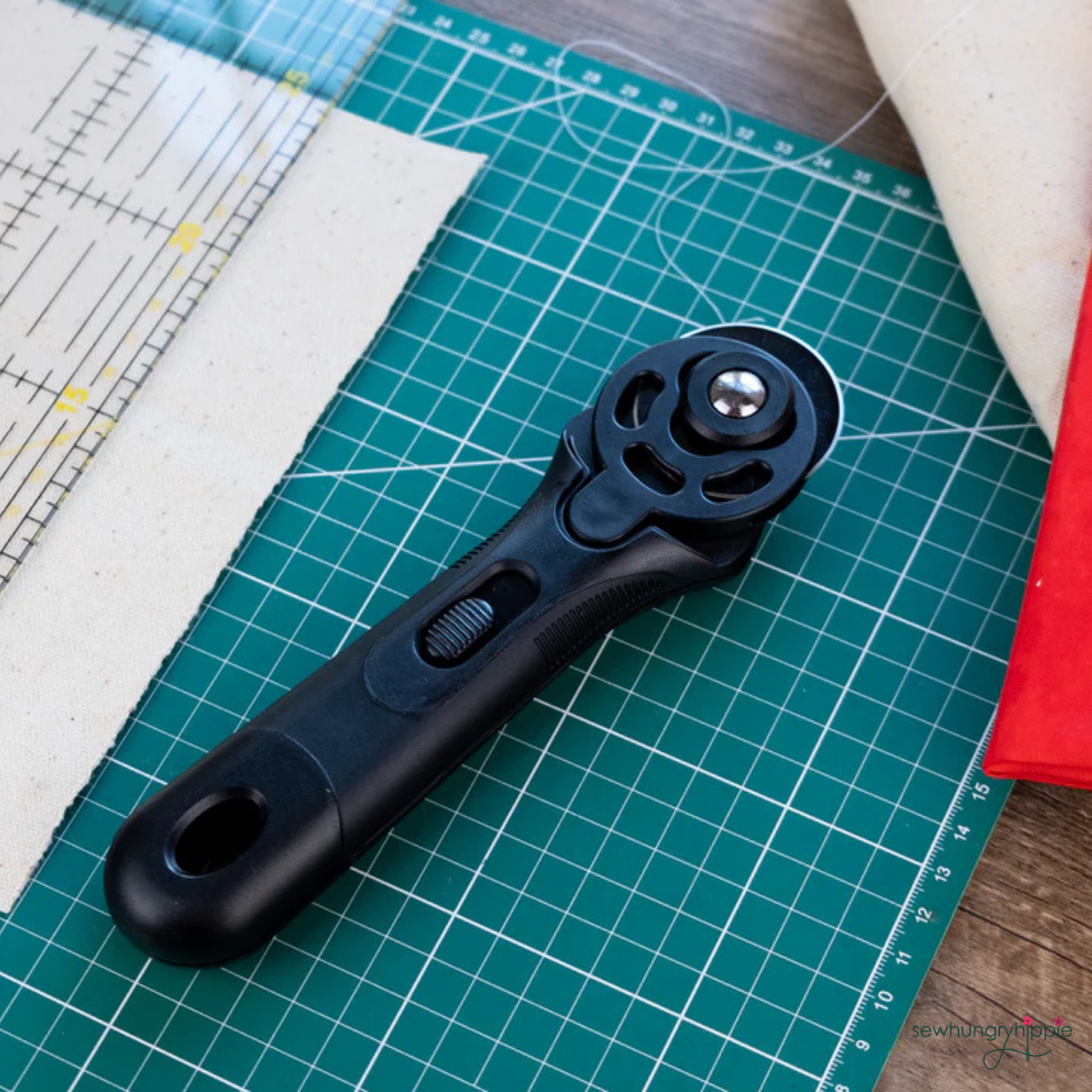 LDH Midnight Edition 45mm Rotary Cutter RC45M - All Black Professional Rotary Cutter