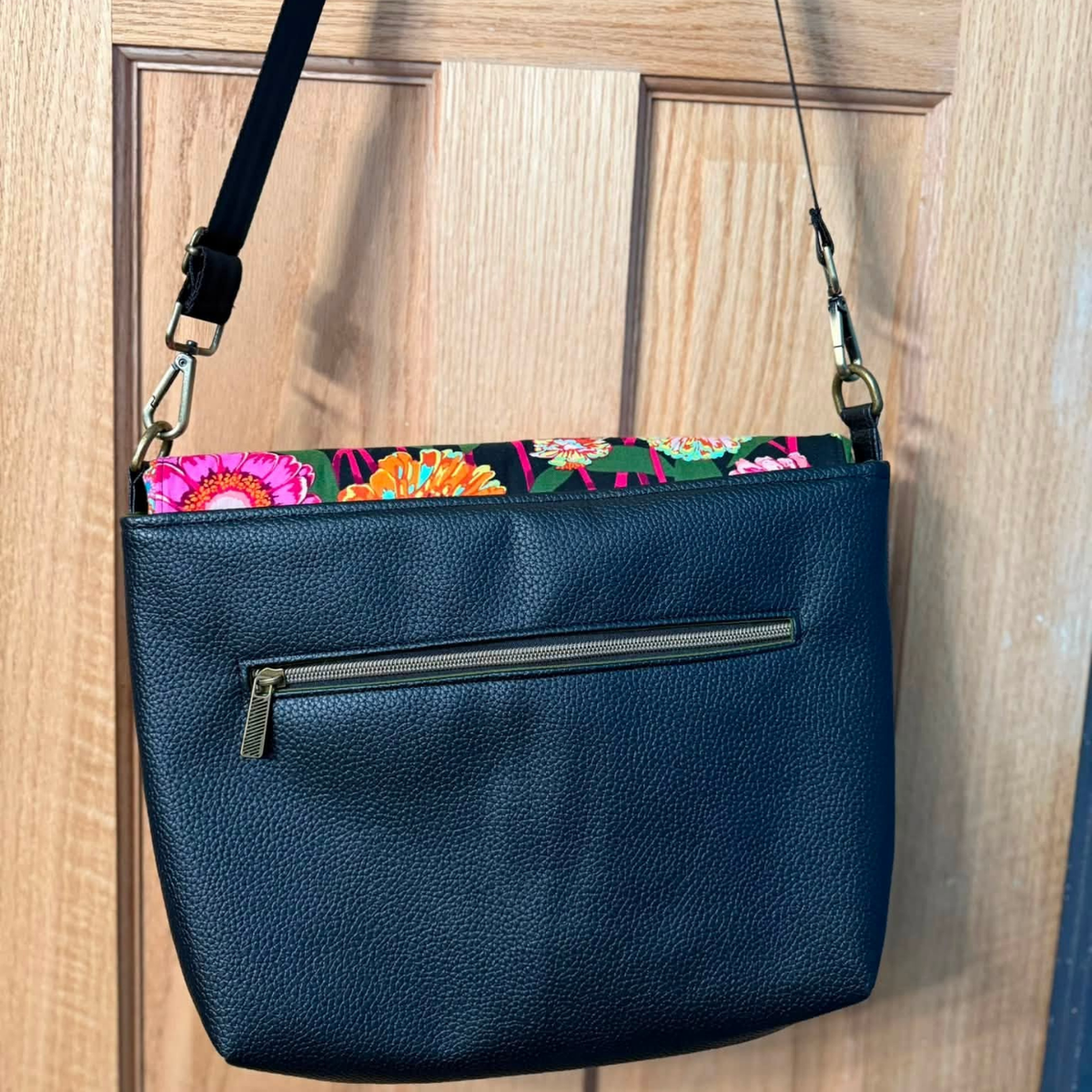 Manhattan Saddle Bag sewing pattern