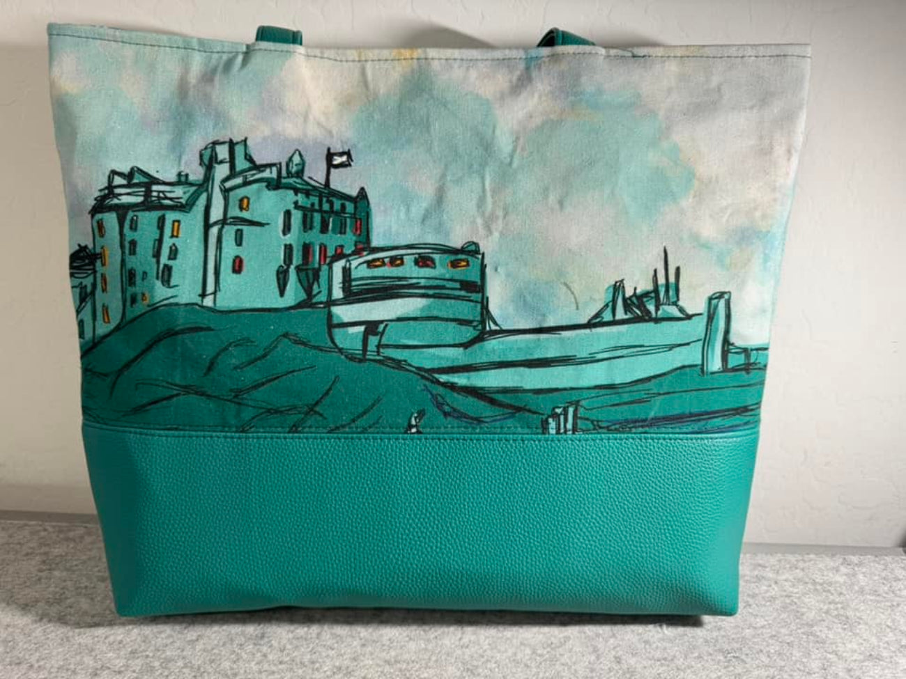 Handmade bag structured Moonglow Teal vinyl bottom
