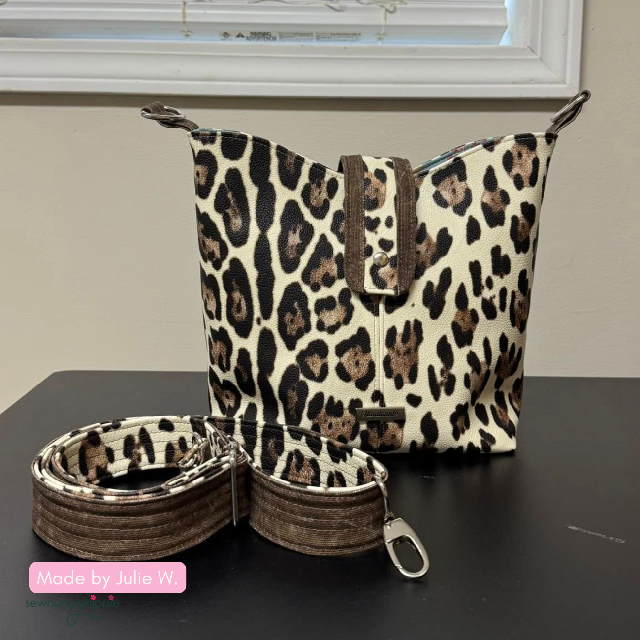 Pebbled Texture Leopard Faux Leather Roll
