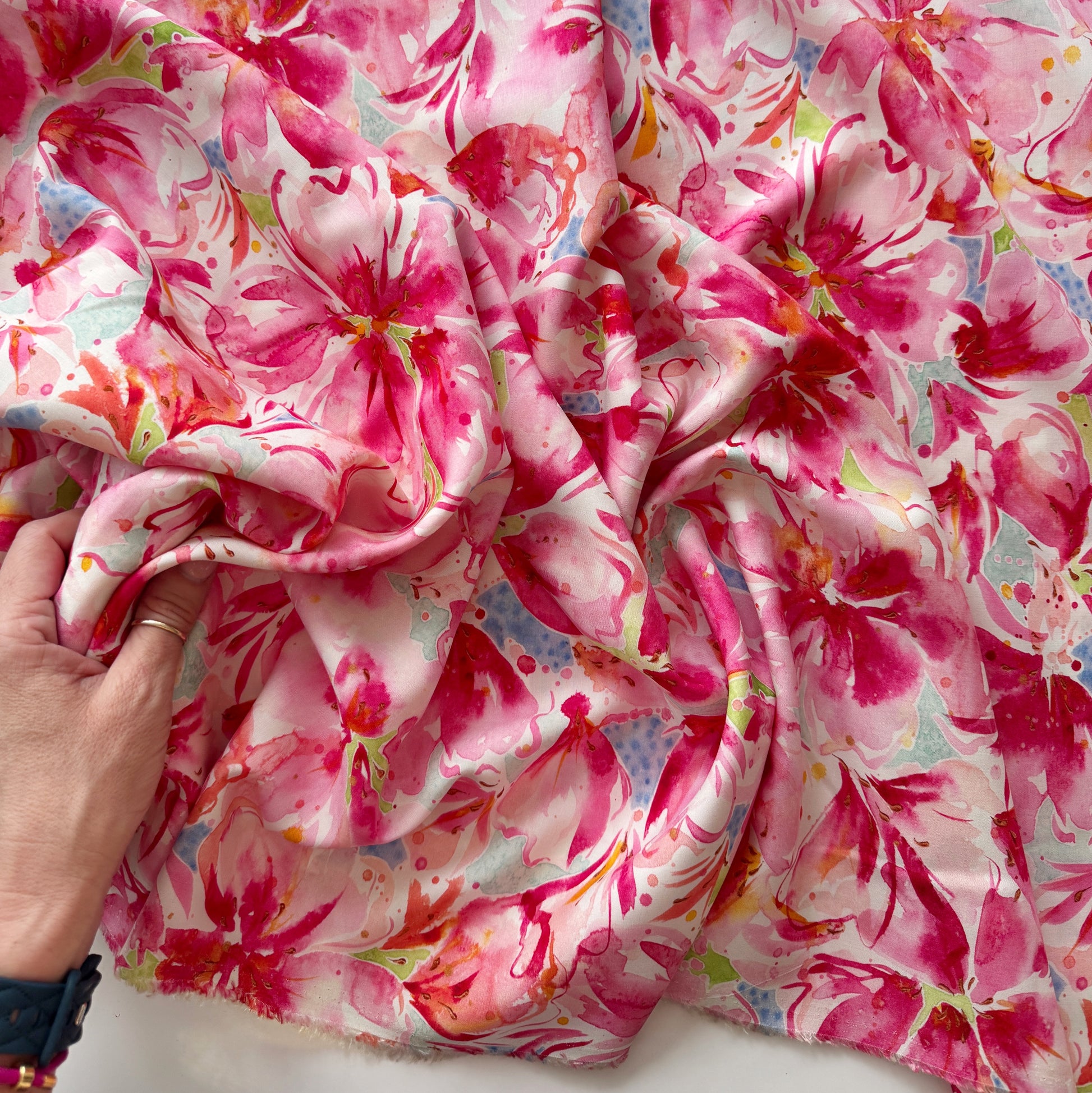 Pink_and_Red_Floral_Rayon_Fabric_Moda_Fabrics_Per_Yard