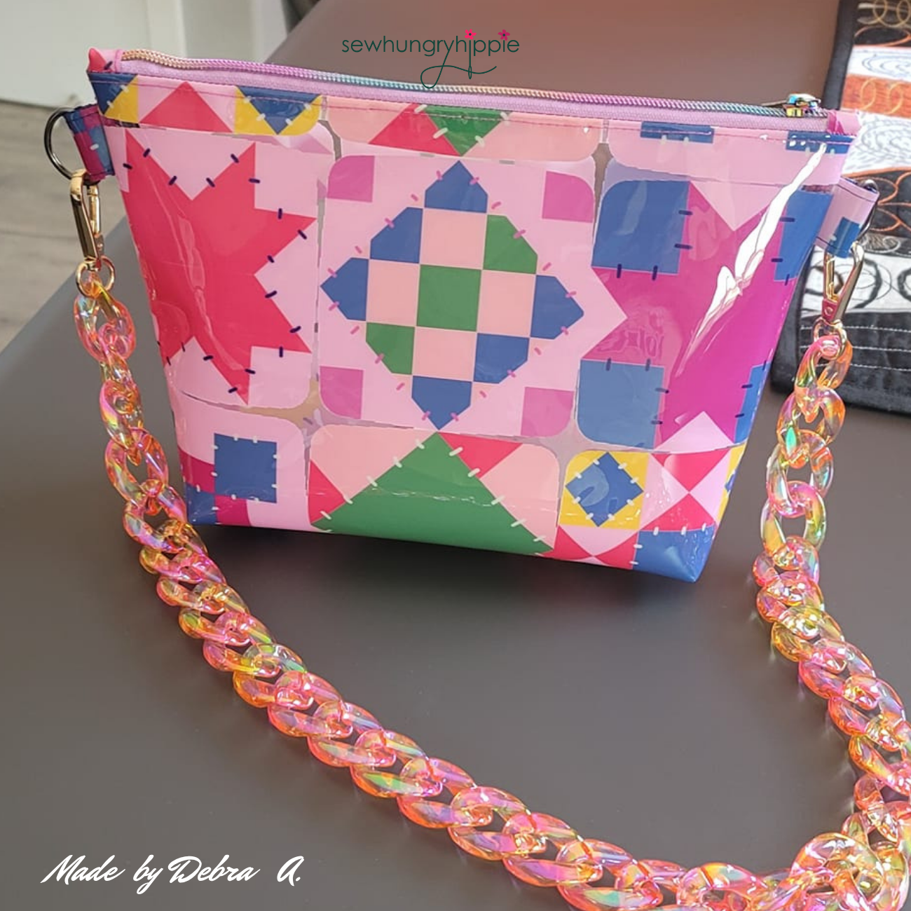 zipper pouch made with quilt block print clear TPU vinyl for sewing storage