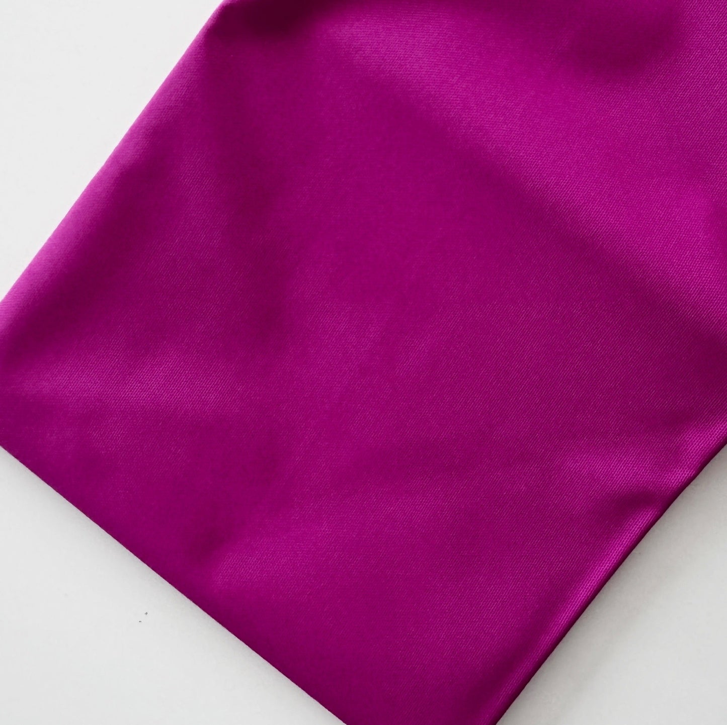 Bonded Nylon Fuchsia 36x56