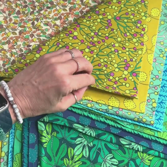 A video of Sally Kelly 9-Yard Bundle Quilting Cotton