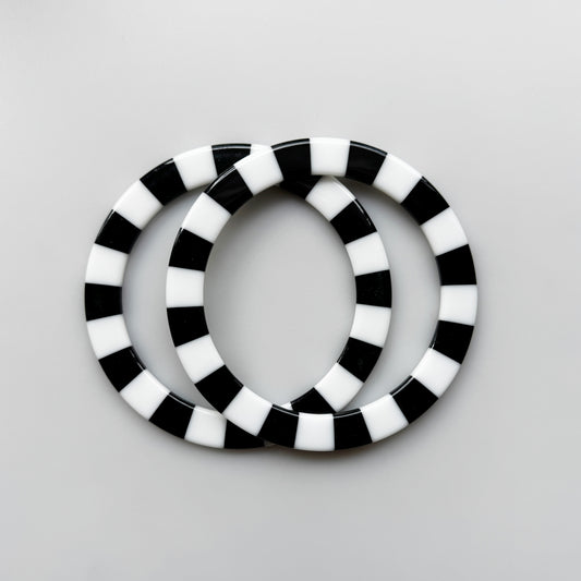 Black & White Striped Round Acrylic Bag Handles – Statement Purse Handles | Sew Hungry Hippie
