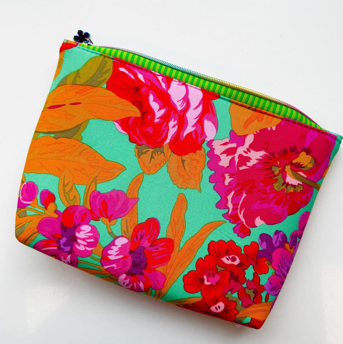 Easy Zipper Cases Kit featuring Kaffe Fabric