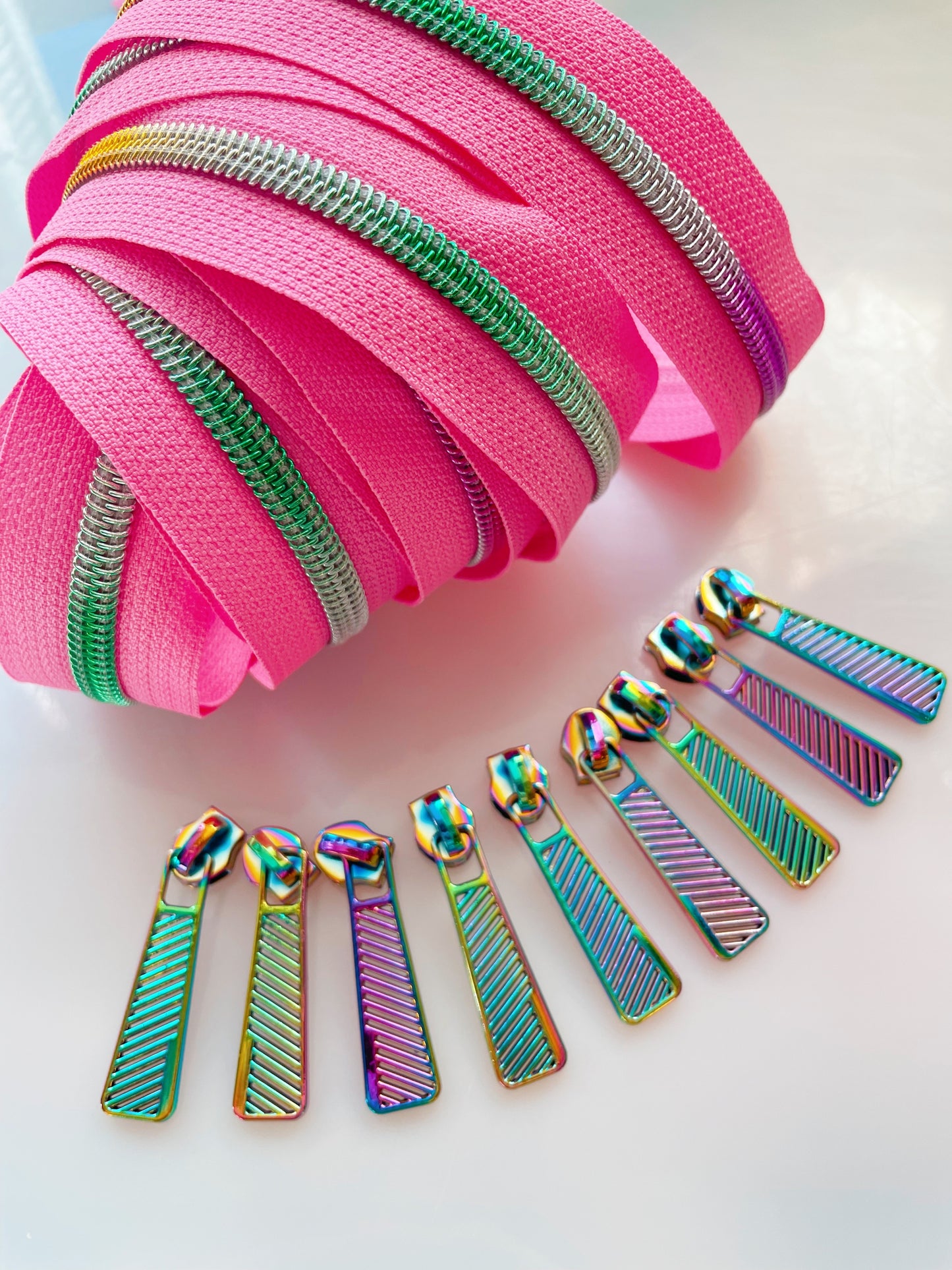 Pink & Rainbow Zipper pack