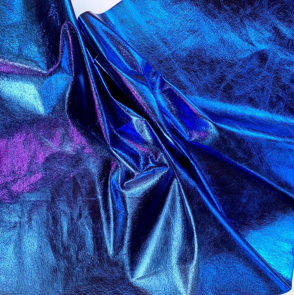 Soft vinyl royal blue 18 x 56 in Soft Metallic | SewHungryhippie